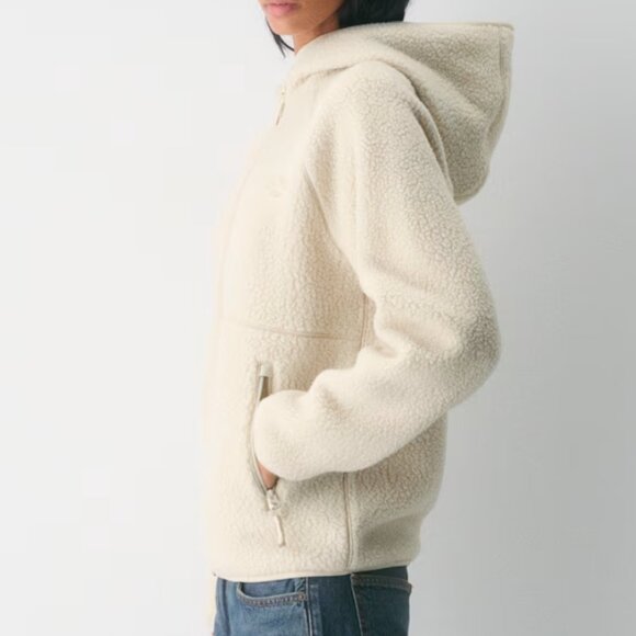 Aritzia Tna Raglan Zip Hoodie in Mullein - Picture 3 of 9